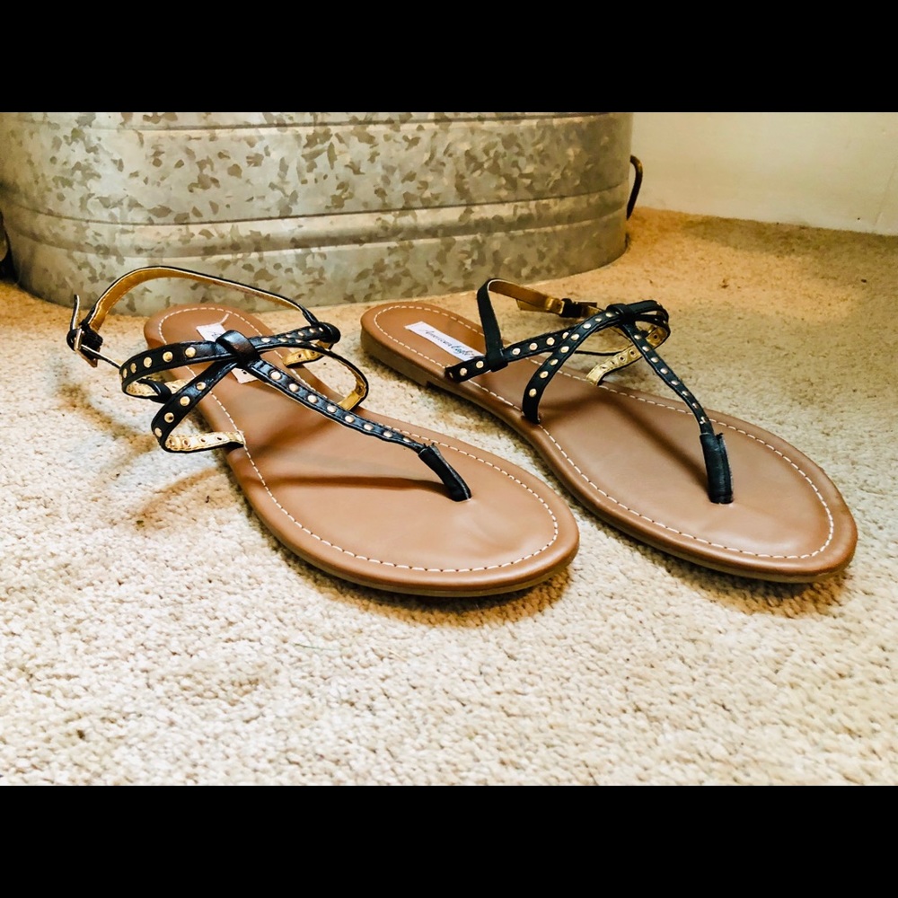 Black/Gold Sandal (never worn)